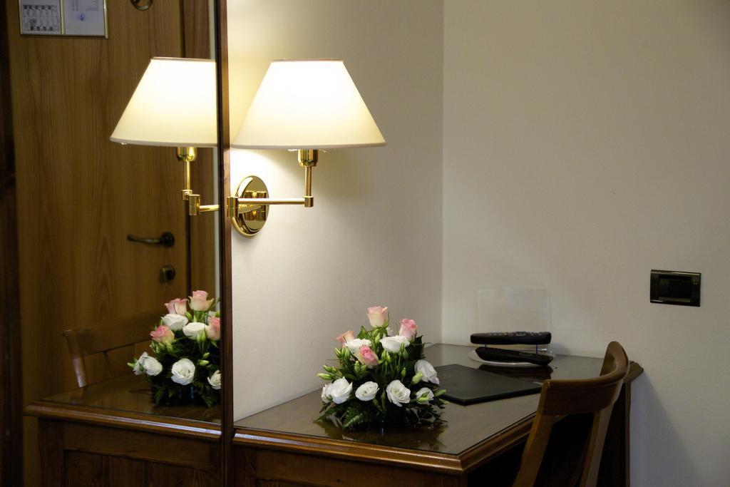 Campiglione Hotel Assisi Rum bild